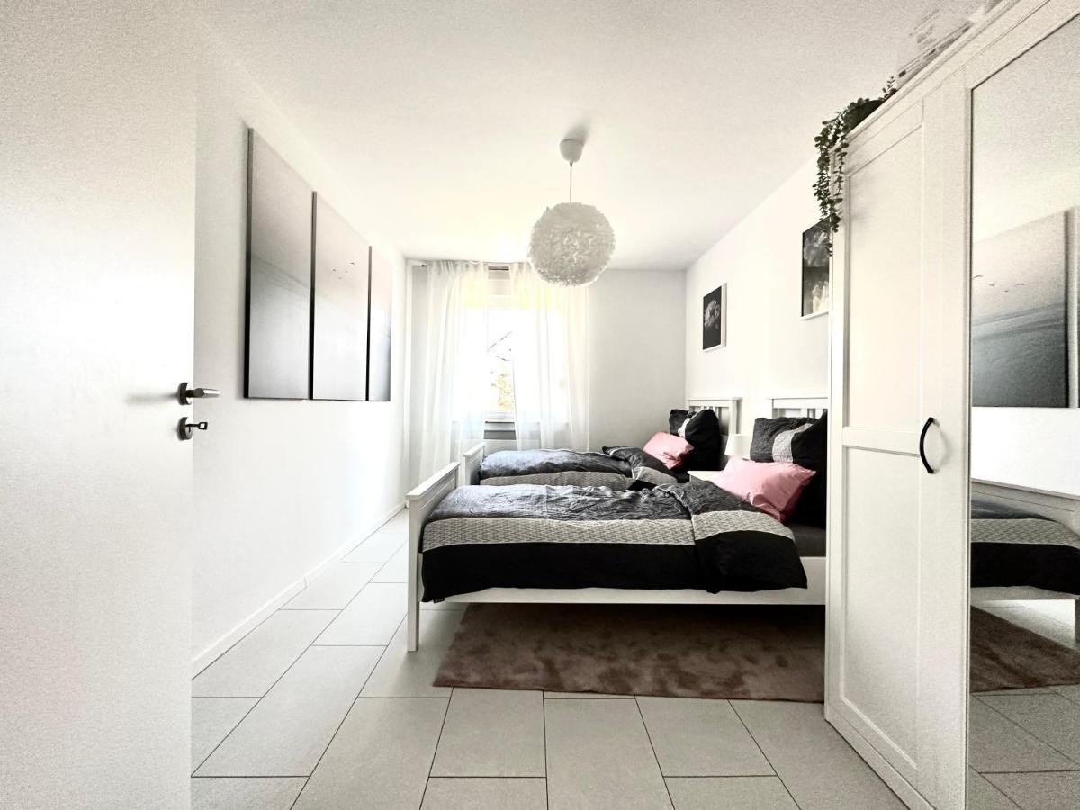 Stilvolles Apartment In Бон Екстериор снимка
