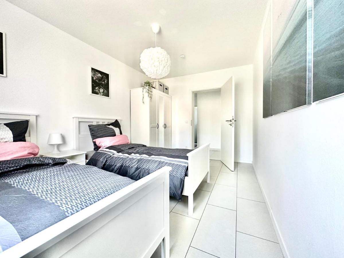 Stilvolles Apartment In Бон Екстериор снимка