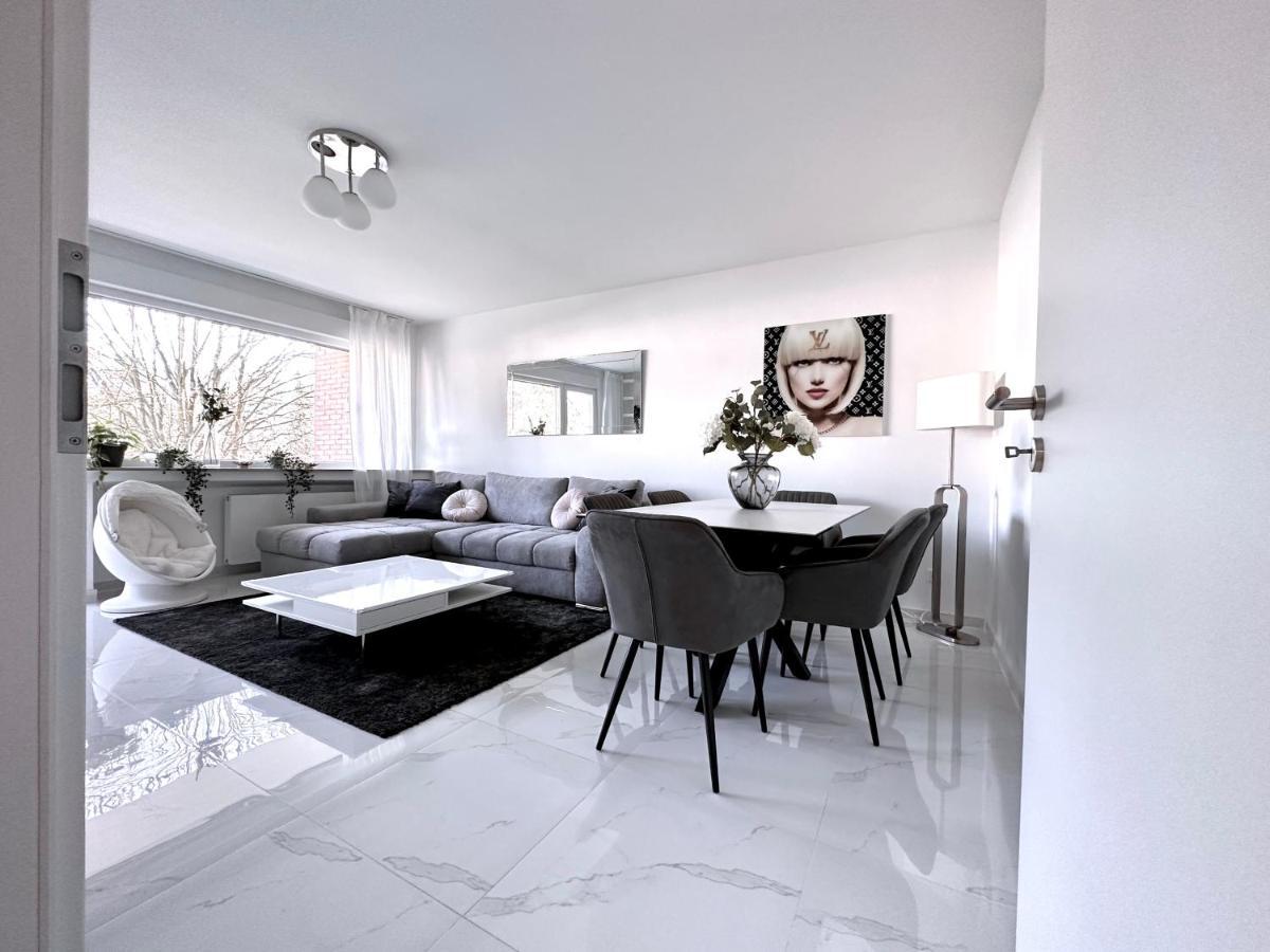 Stilvolles Apartment In Бон Екстериор снимка