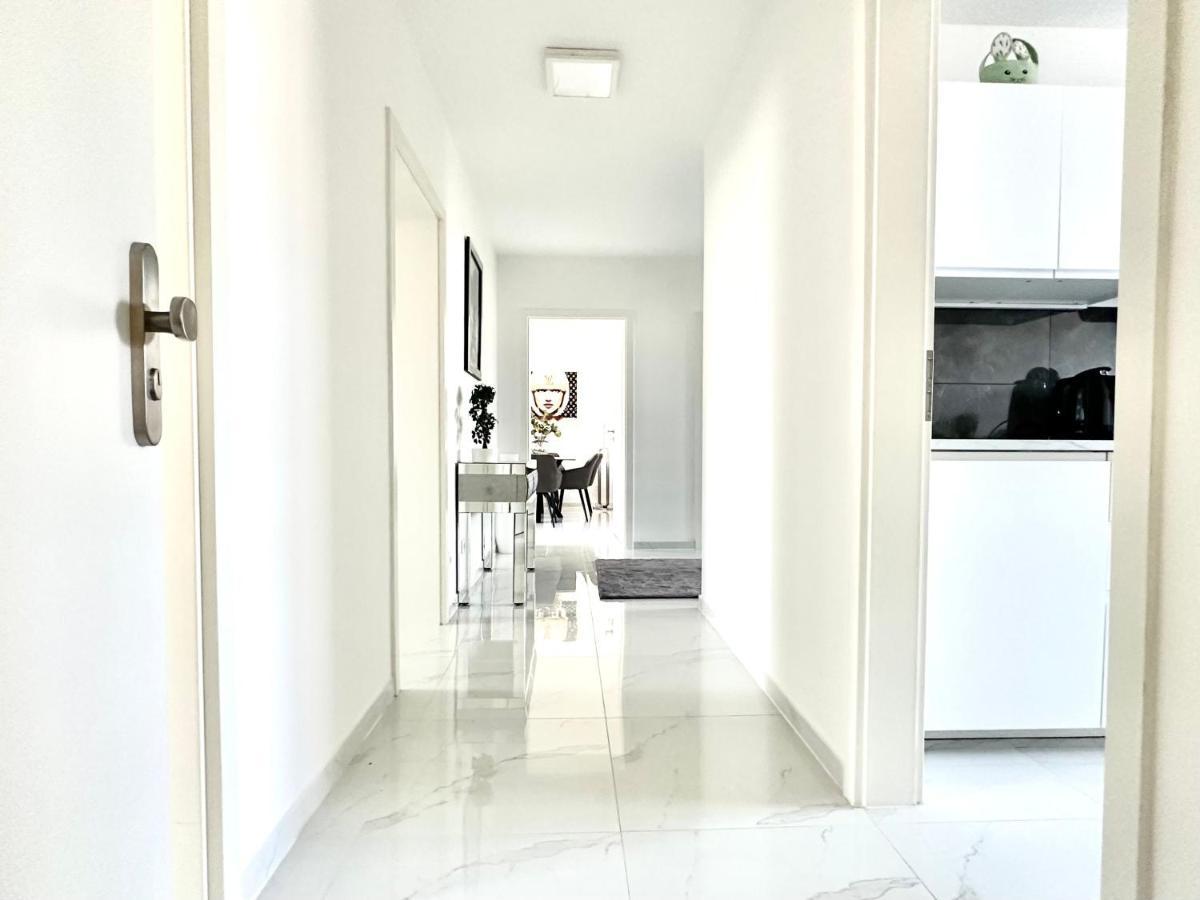 Stilvolles Apartment In Бон Екстериор снимка